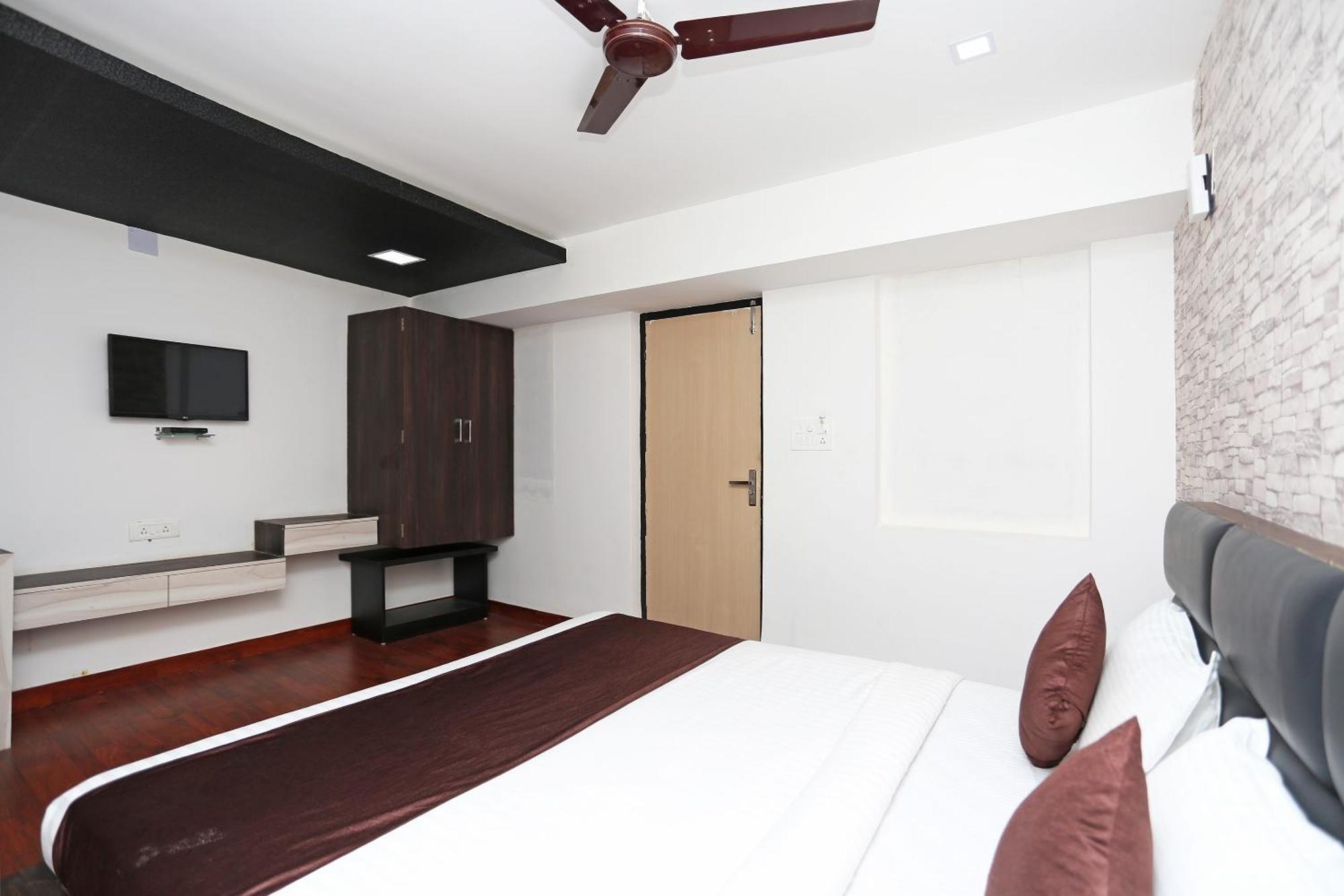 Super Capital O Sai Jagannath Hotel Khandagiri Luaran gambar