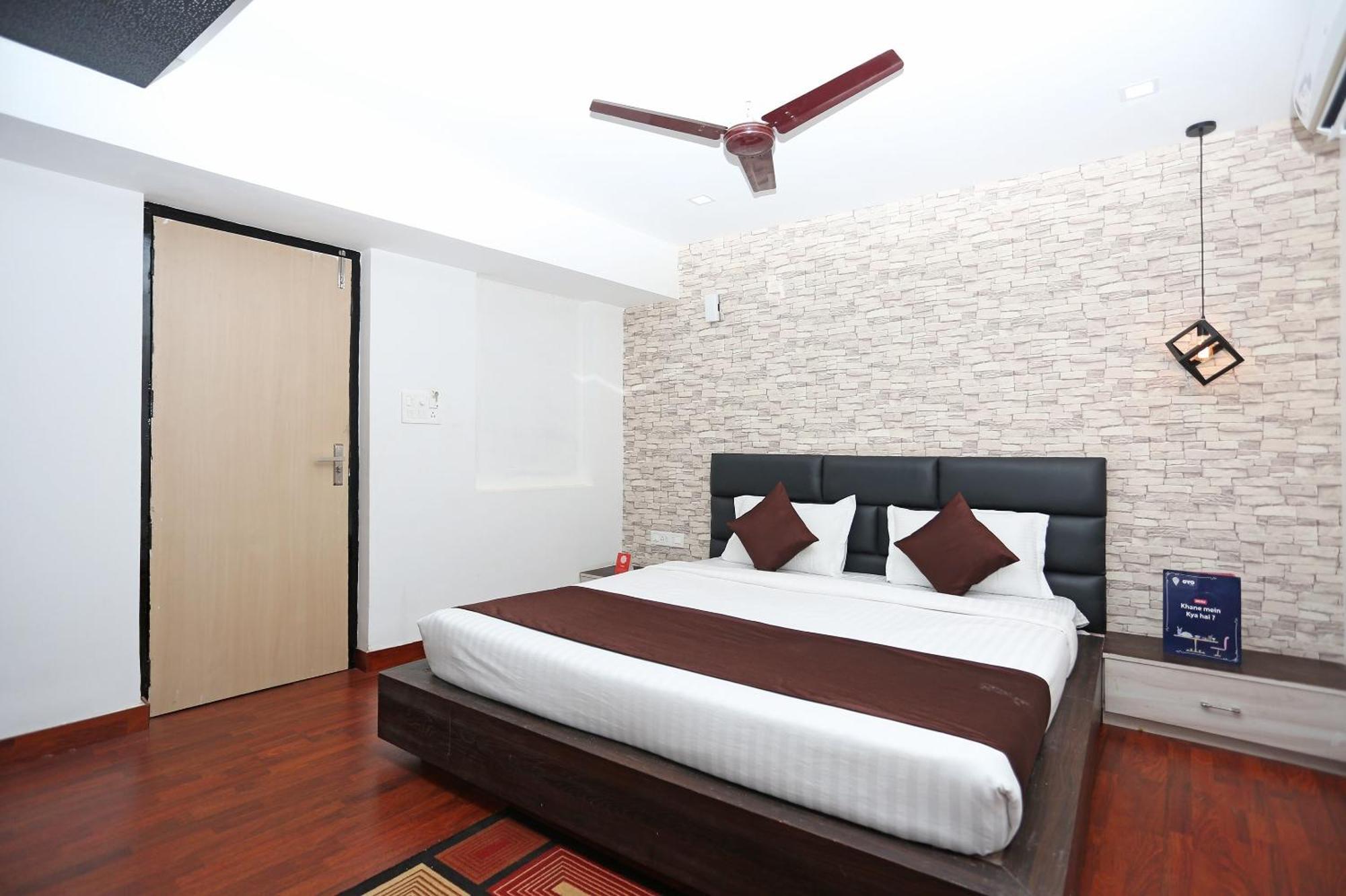 Super Capital O Sai Jagannath Hotel Khandagiri Luaran gambar
